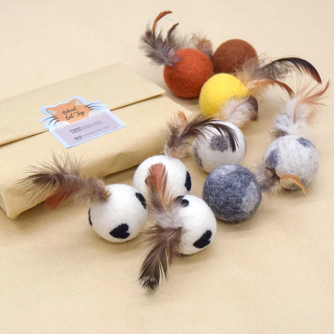 Feather Cat Balls with Dots - Set of 3