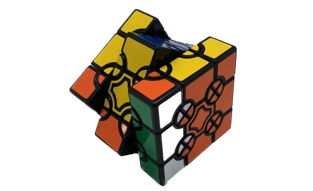 Sam Gear Orbit Cube