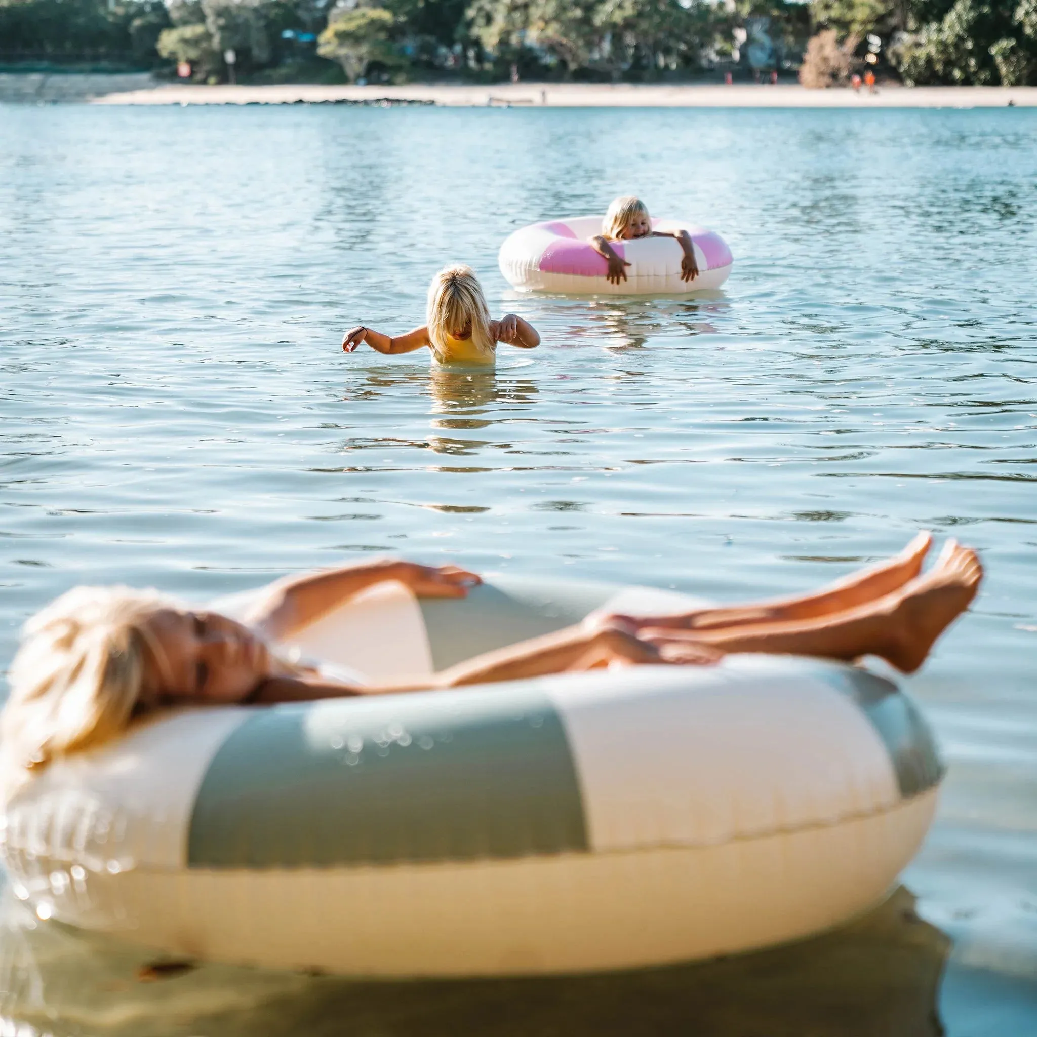 Tube Pool Ring (Vacay Soft Olive)